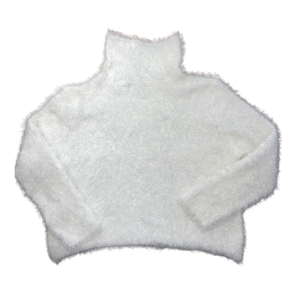 fuzzy sweater - Picture 3 of 4